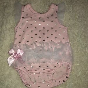 Adorable baby girls outfit!💗